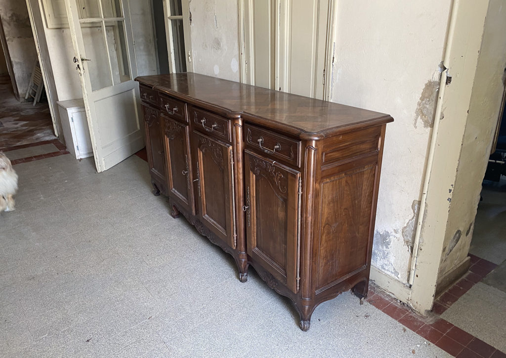 Enfilade style Louis XV avant décapage complet Médoc